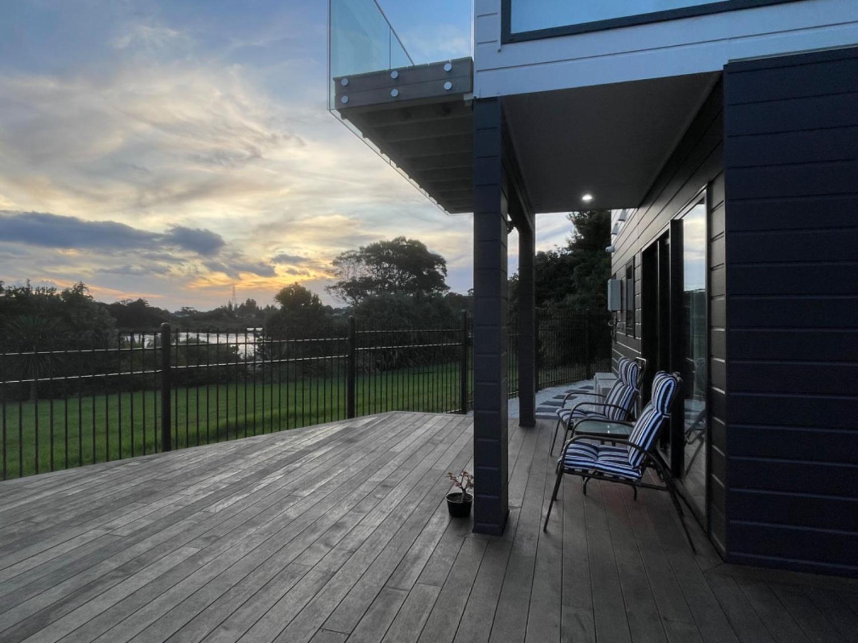 Relax By The Tamaki River Auckland Buitenkant foto
